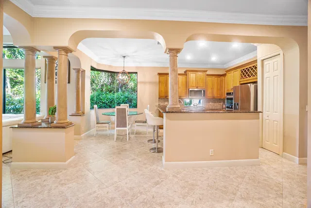 Residence photo 10