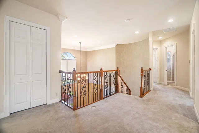 Residence photo 36