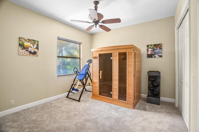 Residence photo 39