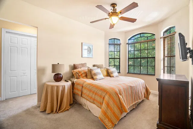 Residence photo 41
