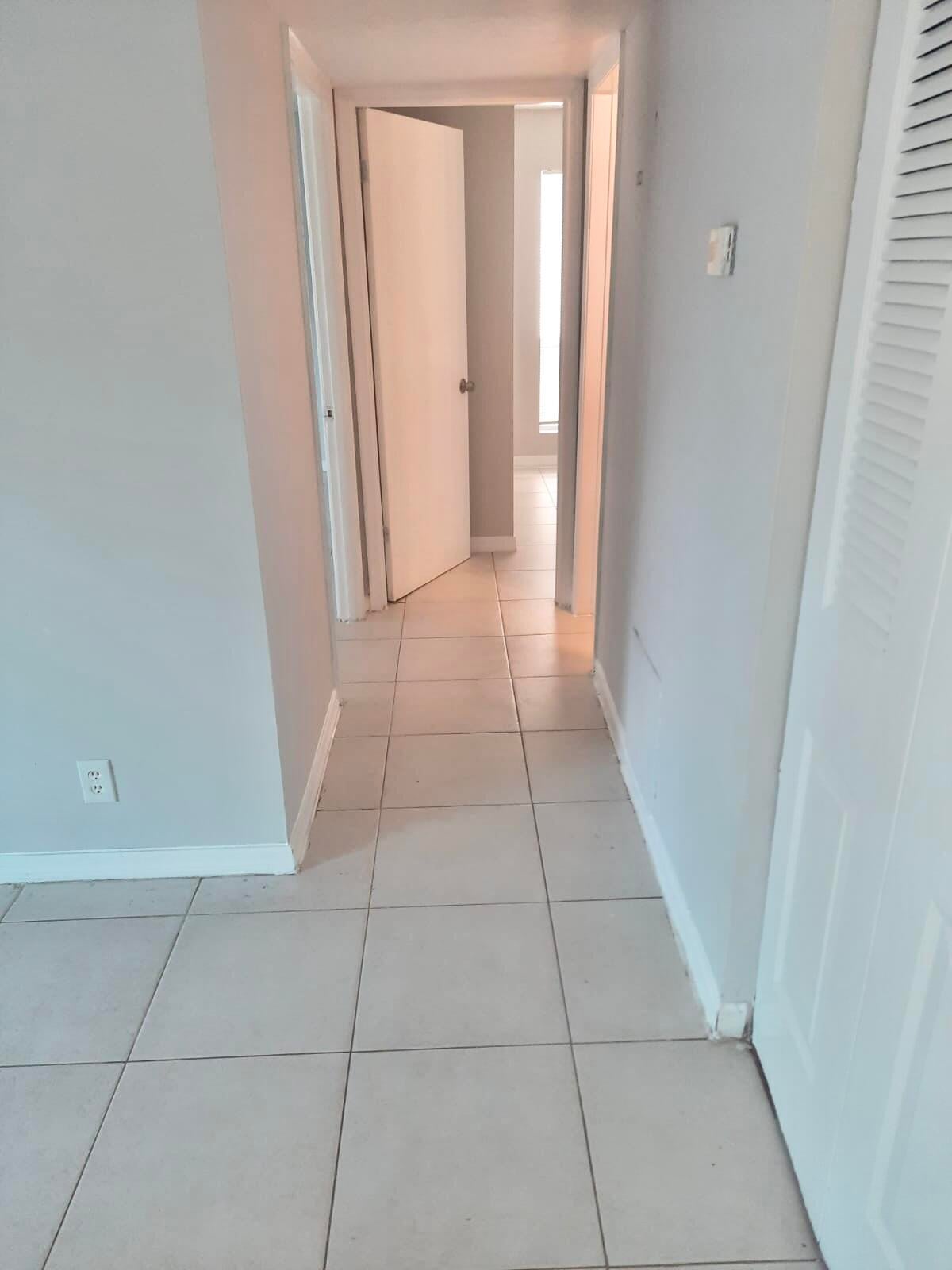 Unit B29 photo 14