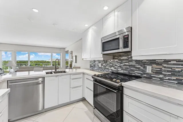 Boca Raton Unit Apt 9g photo 10