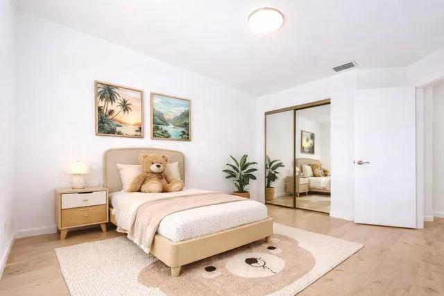 Residence photo 5