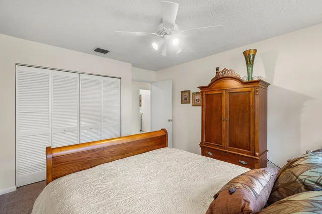 Residence photo 13