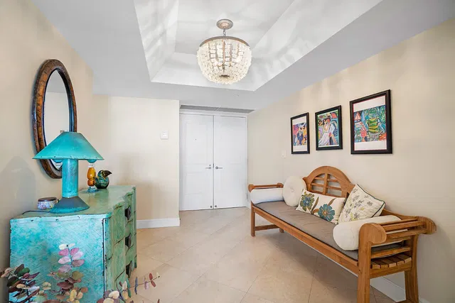 Singer Island Unit 19d photo 4