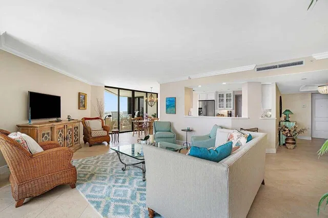 Singer Island Unit 19d photo 6