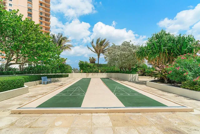 Singer Island Unit 19d photo 29