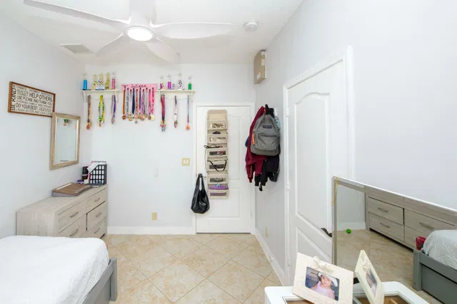 Residence photo 21