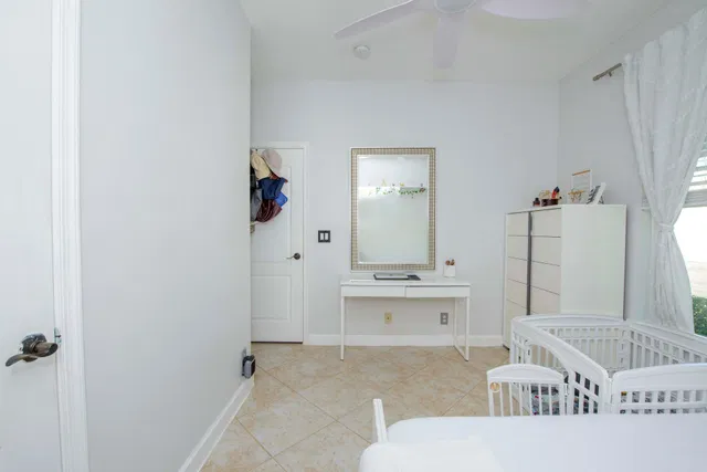Residence photo 24