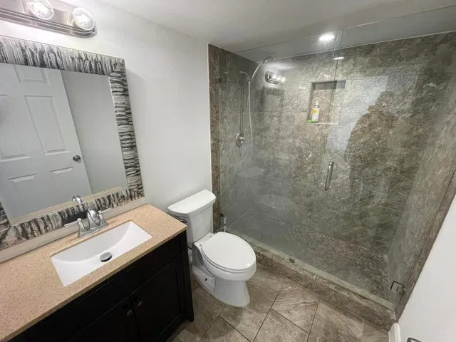 5200 N Flagler Unit 2004 photo 17