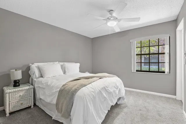 Residence photo 20