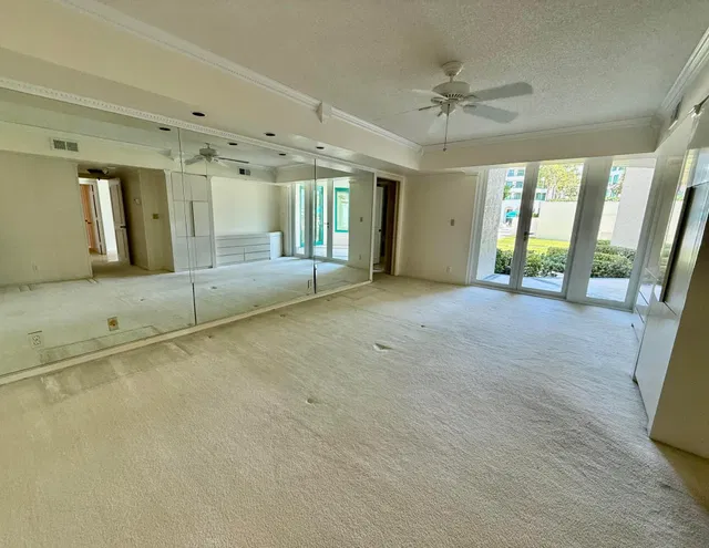 Mizner Court Unit 107 photo 10
