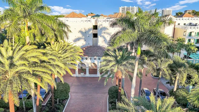 Mizner Court Unit 107 photo 23