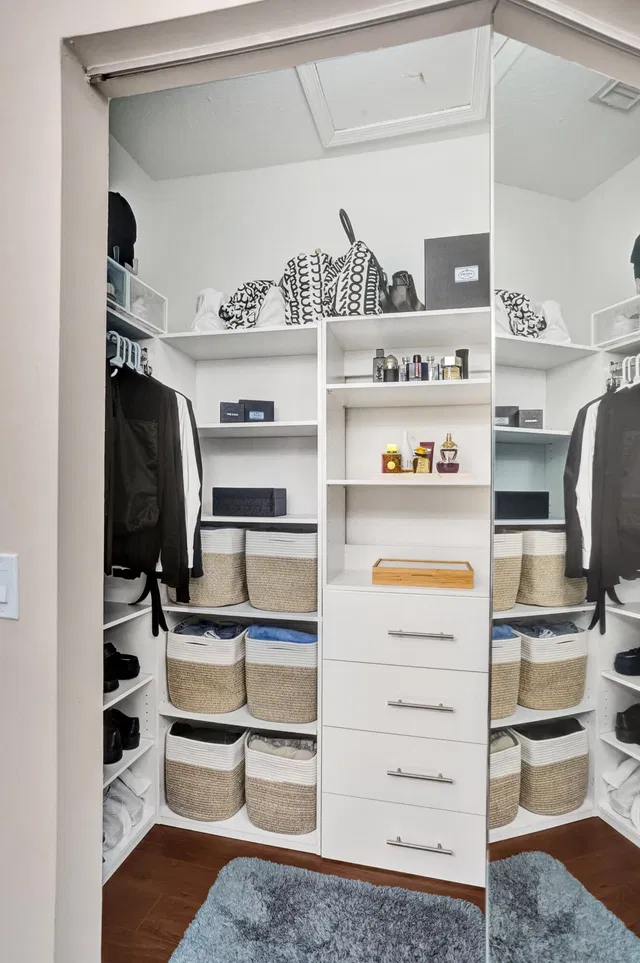 Unit 1825 photo 12