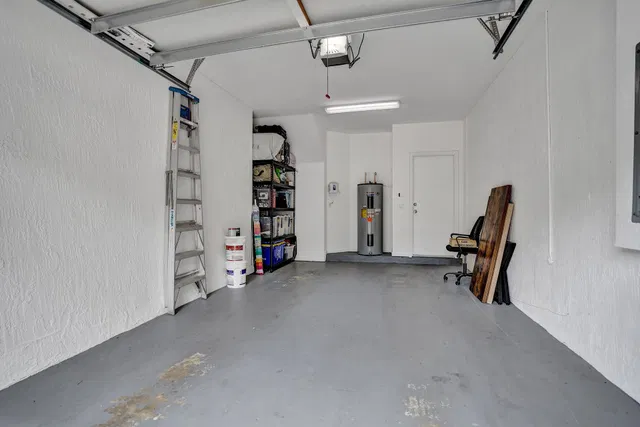 Unit 1825 photo 19