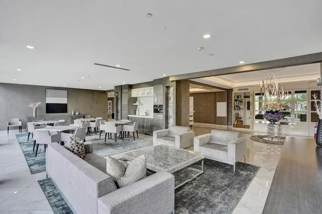 Boca Raton Unit 4b photo 3