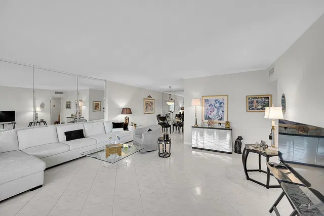 Boca Raton Unit 4b photo 11