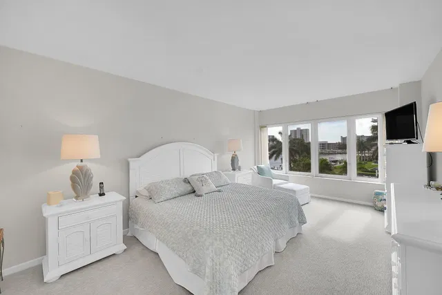 Boca Raton Unit 4b photo 18