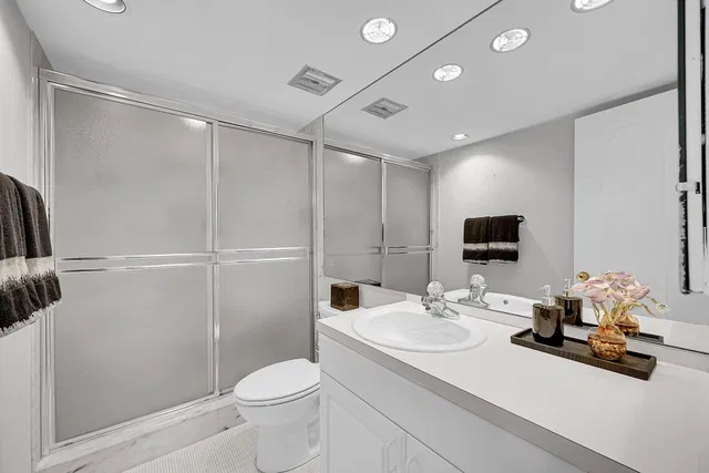 Boca Raton Unit 4b photo 22