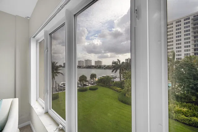 Boca Raton Unit 4b photo 23