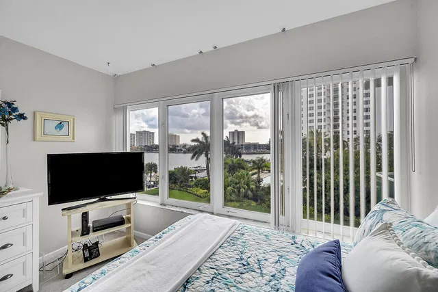 Boca Raton Unit 4b photo 26