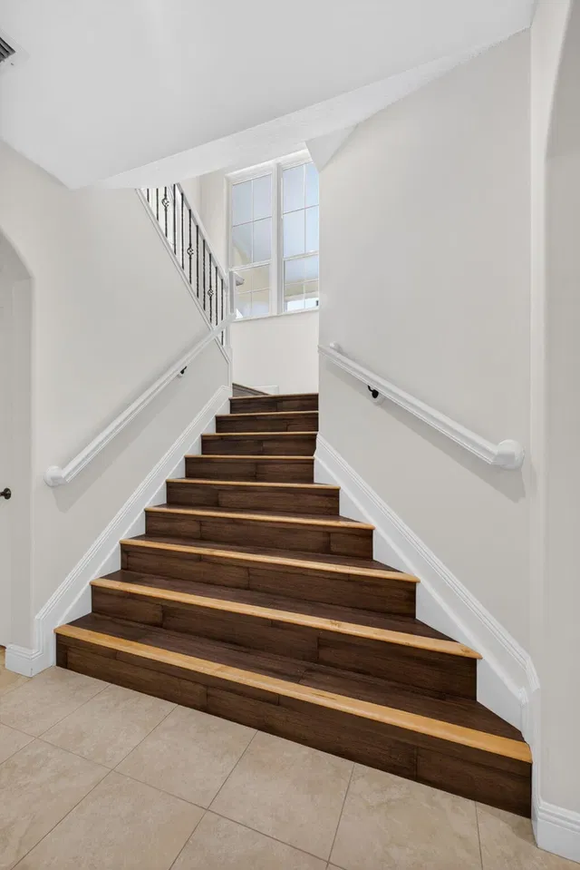  Residence photo 54