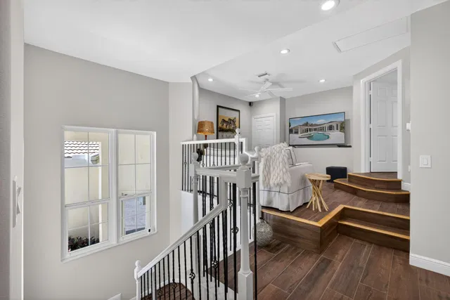  Residence photo 56