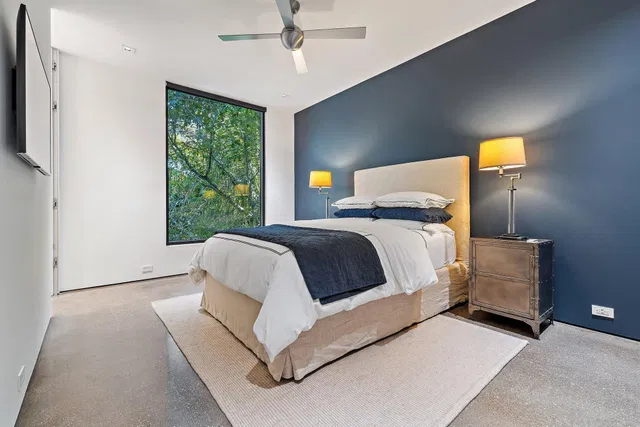 Residence photo 39