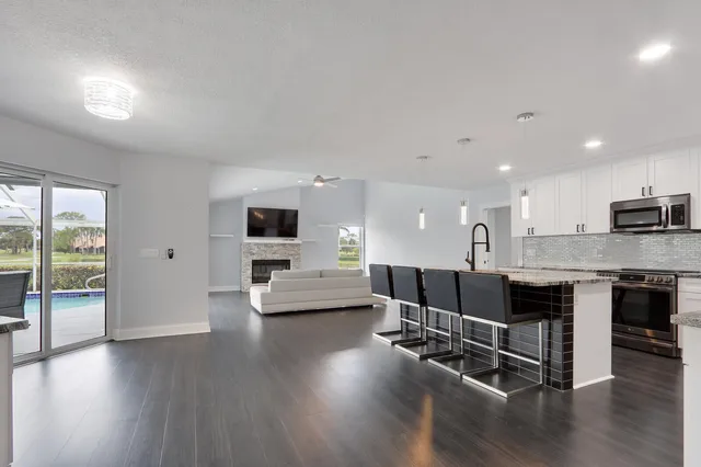 PGA National Palm Beach Gardens Residence photo 29