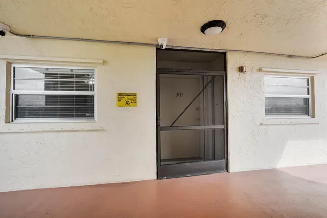 Unit 305 photo 39