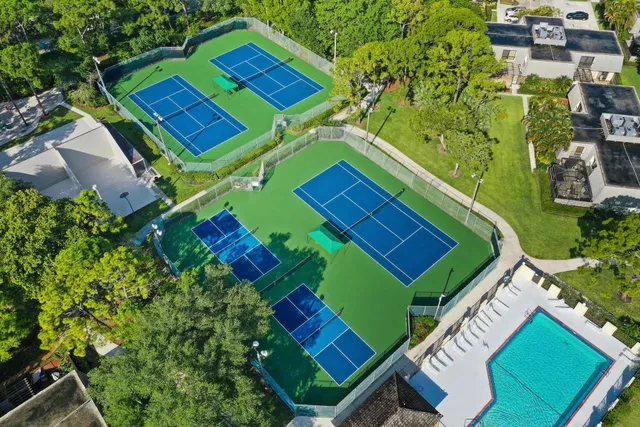PGA National Palm Beach Gardens Residence photo 28