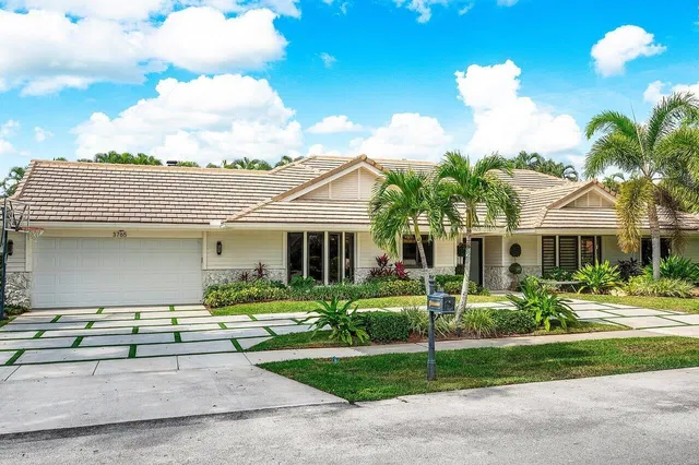 Boca West Country Club Residence photo 3