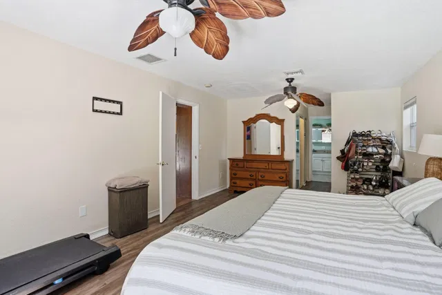 Residence photo 22