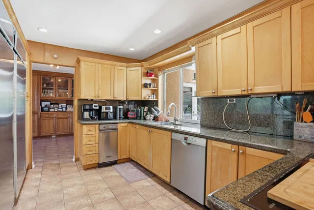 Residence photo 26