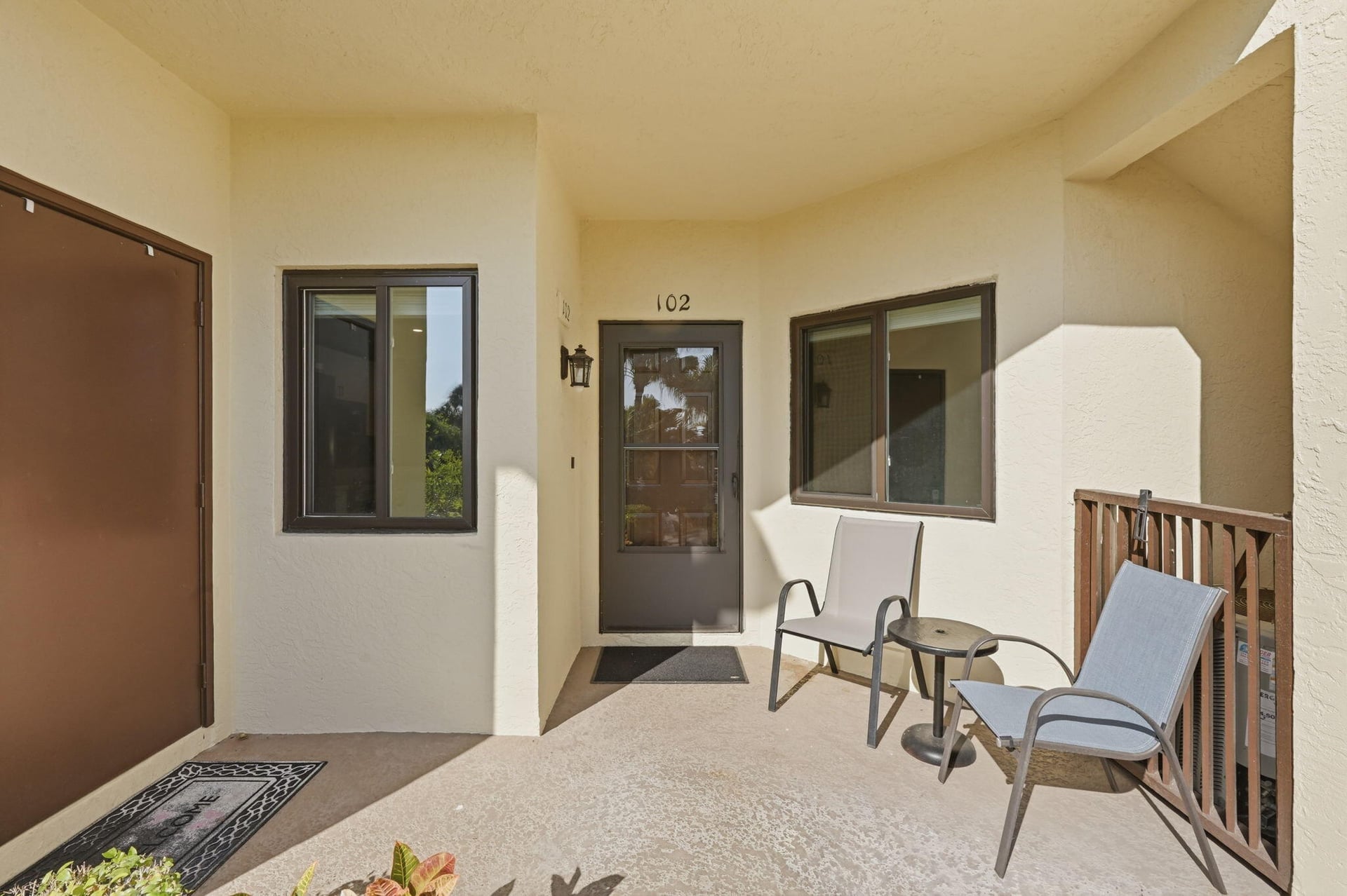  Unit 102 photo 5