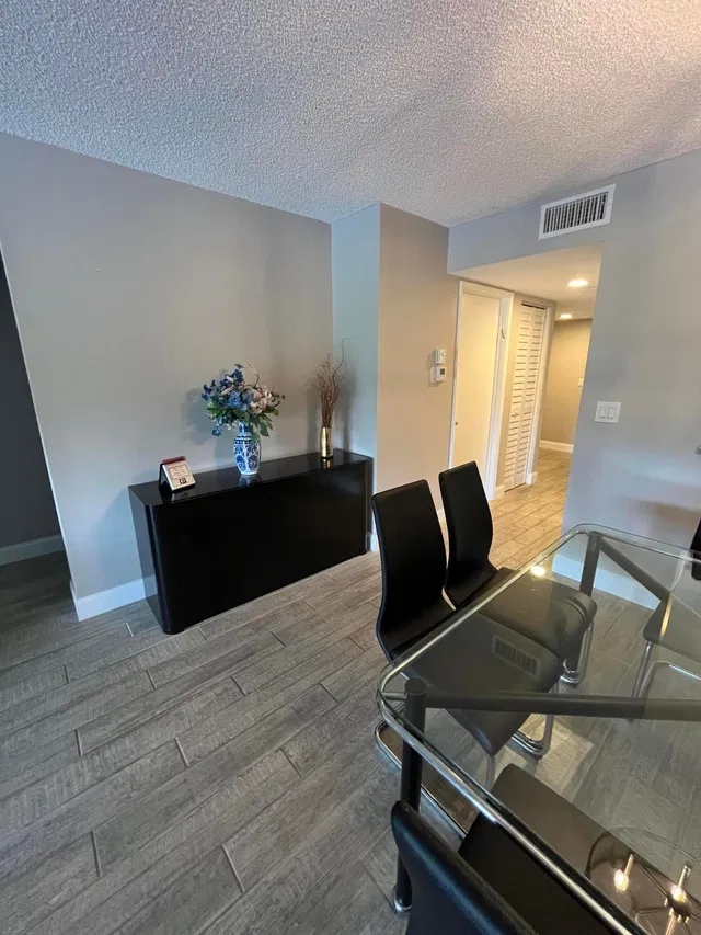 Unit 205 photo 17