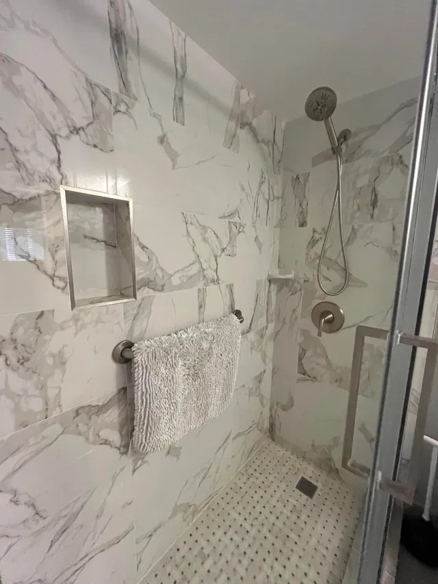 Unit 205 photo 27