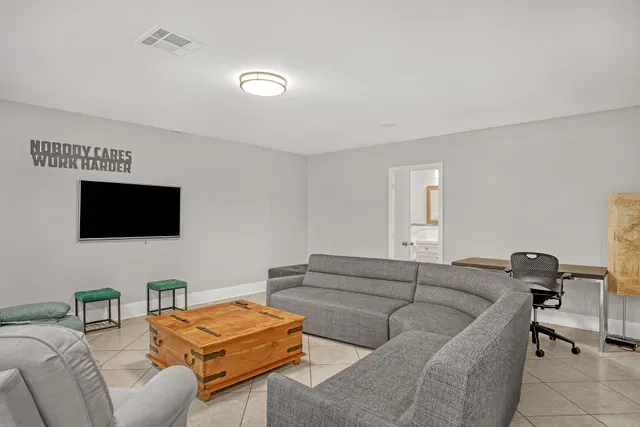  Residence photo 59