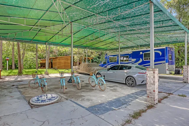  Residence photo 75