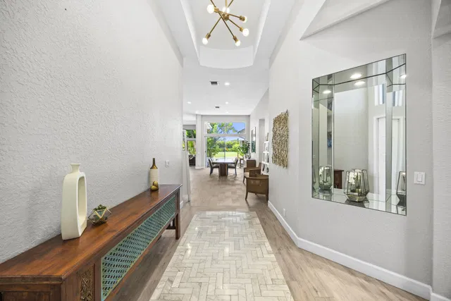 Woodfield Country Club Residence photo 10