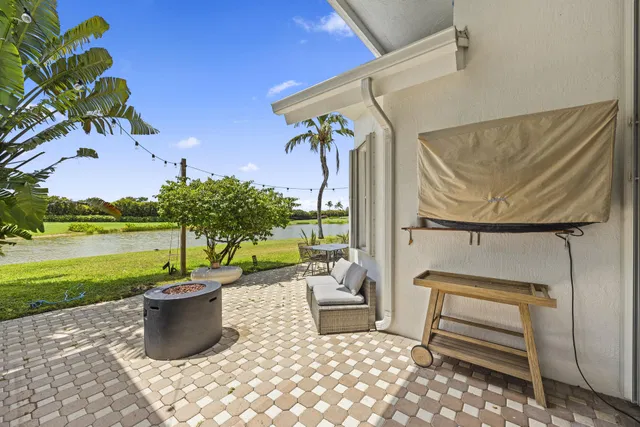 Woodfield Country Club Residence photo 54