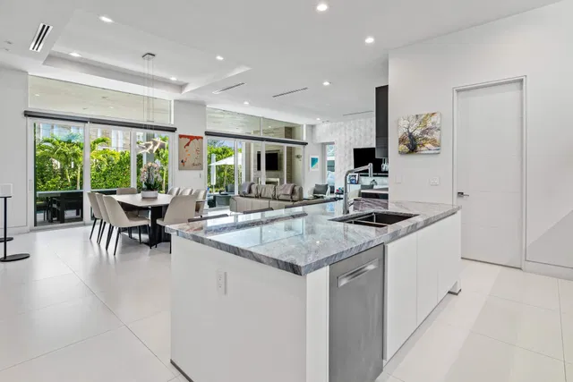 Hypoluxo Island Residence photo 6