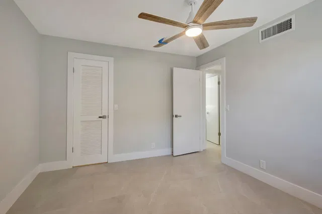 Unit 208 photo 13