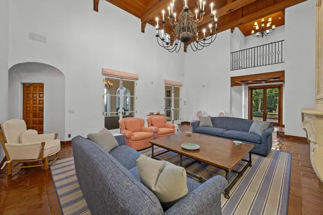 Residence photo 5