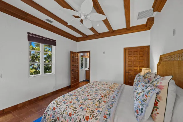 Residence photo 35