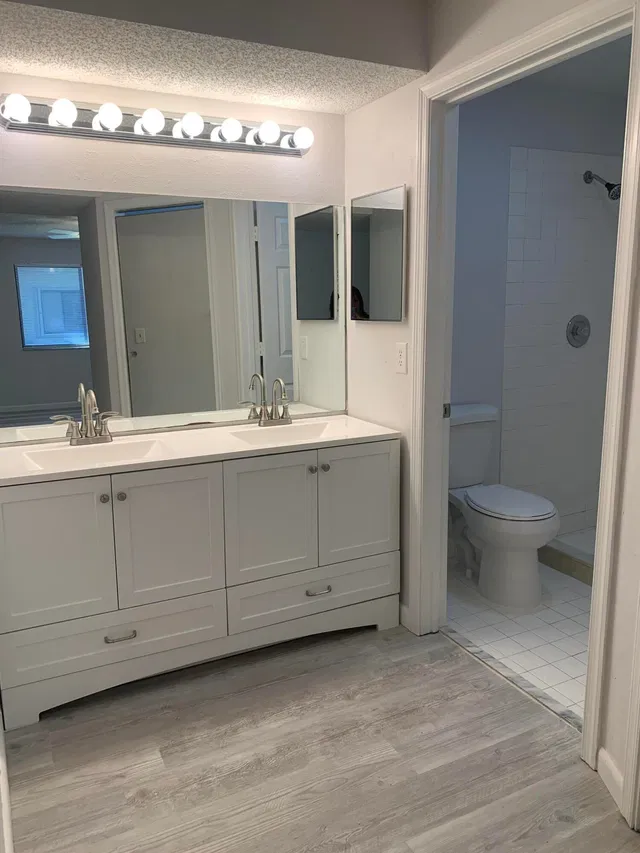  Unit 102 photo 12