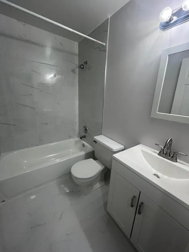  Unit 102 photo 15
