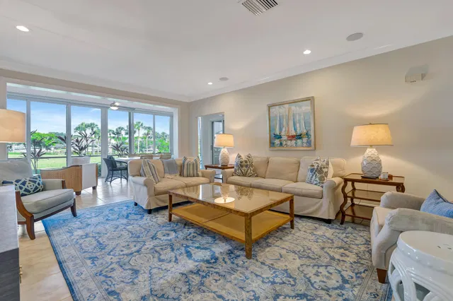 Admirals Cove Residence photo 3