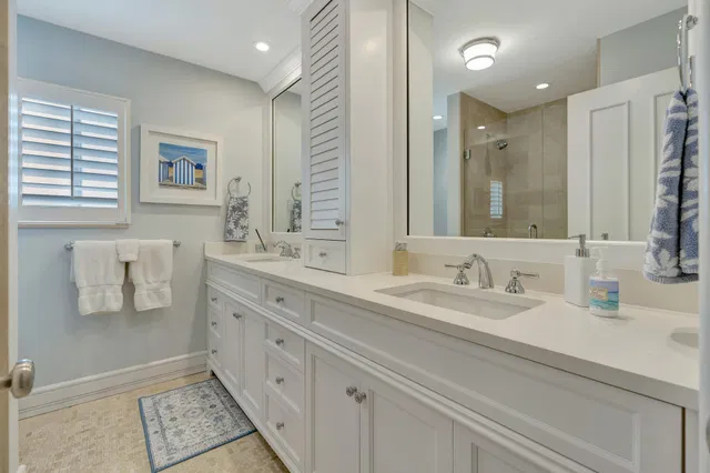 Admirals Cove Residence photo 20