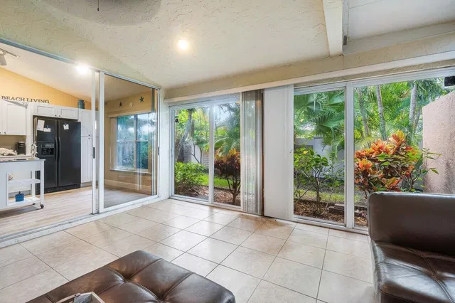 PGA National Palm Beach Gardens Residence photo 21